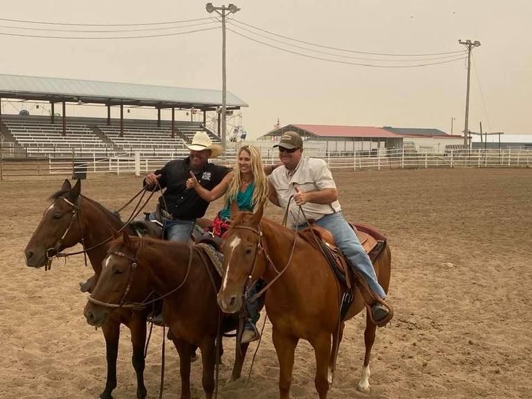 3 Riders